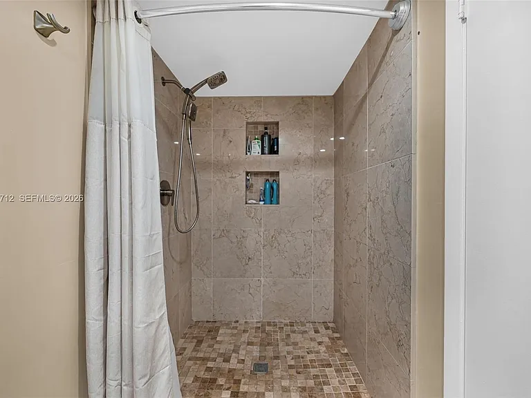 11290 NW 14th Ct — Photo 32