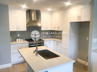 2109 S Bristol St, Santa Ana, CA 92704