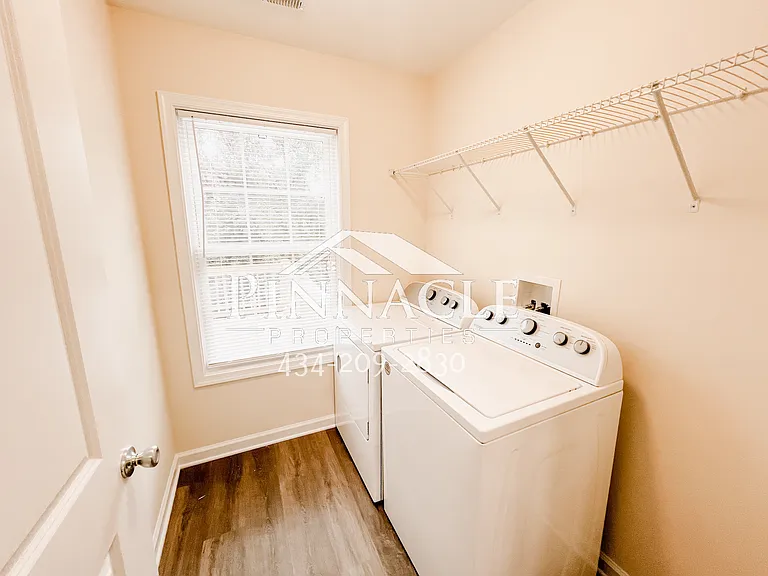 2305 Tazewell Ave #B — Photo 12