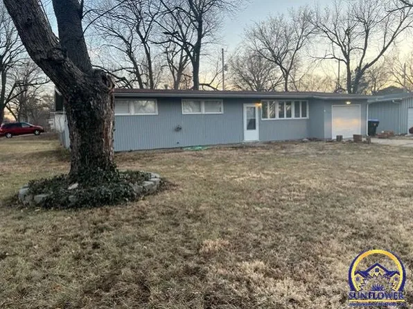 1301 SW Caledon St, Topeka, KS 66611