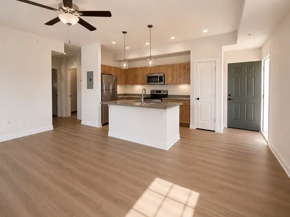 Short Grass Apartments, 8500 9th St #5dde9f6fc, Greeley, CO 80634