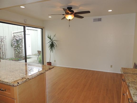 5th image of 1134 Shenandoah Dr