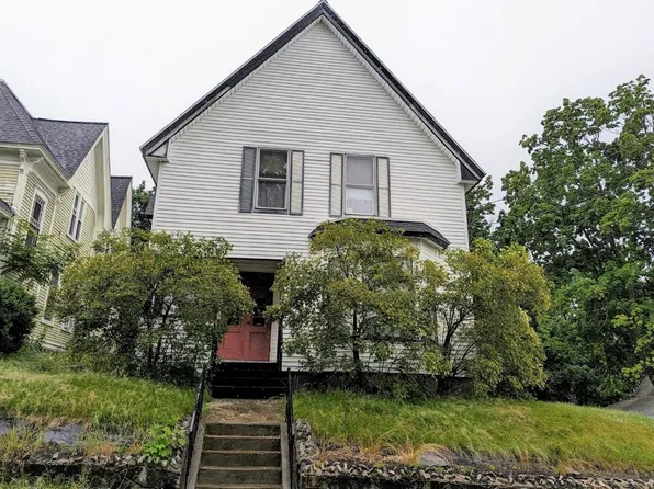 493 Manchester St, Manchester, NH 03103