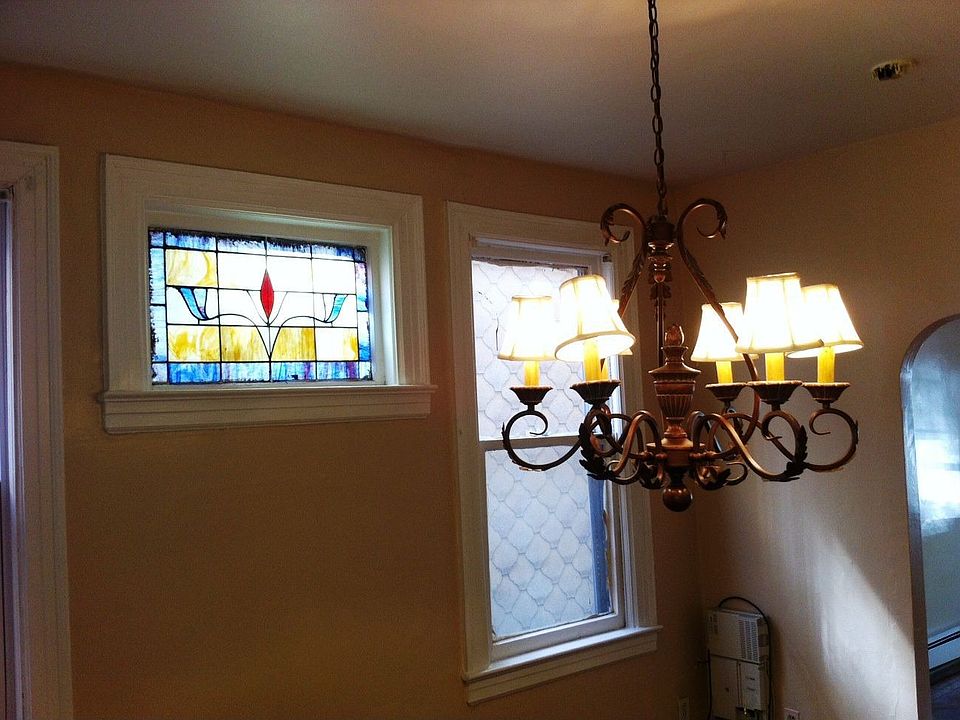 2nd image of 19 Terrace Ave #1