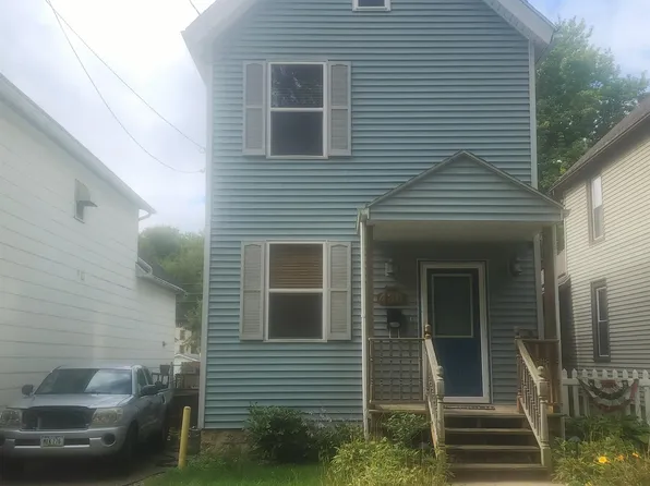 438 Valeria St, Dubuque, IA 52001