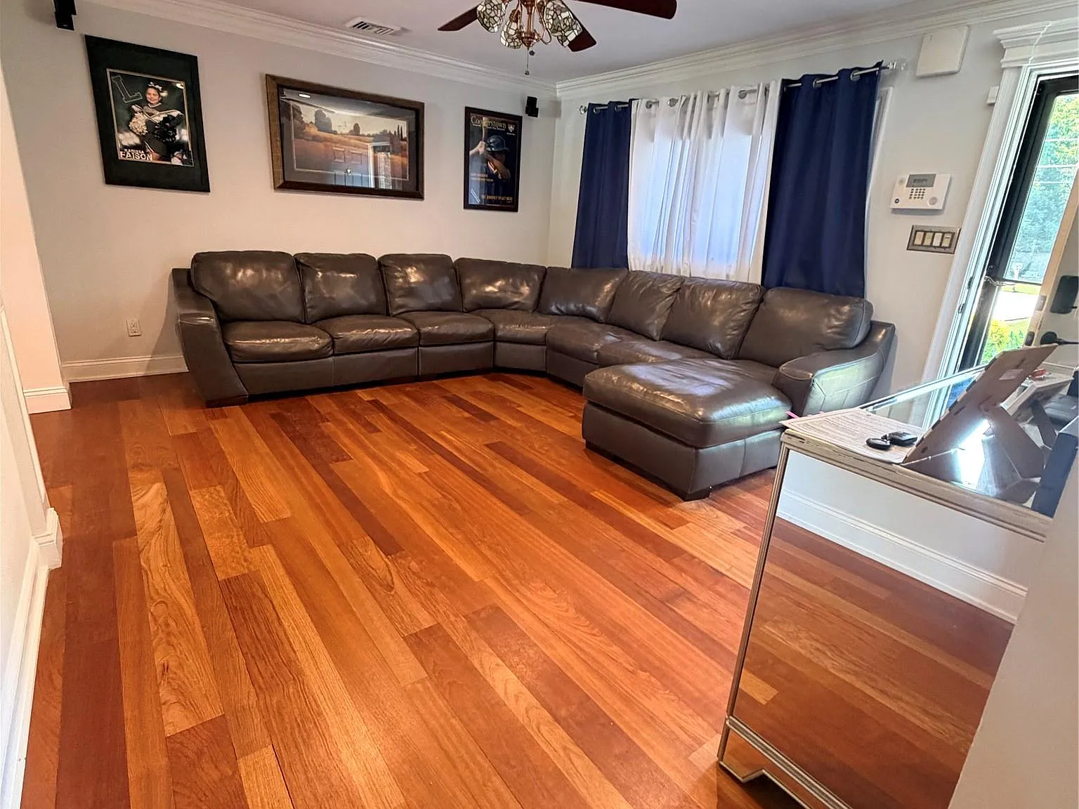 4 bed, 2.5 bath, 1078 sqft, $4,250 — Photo 2