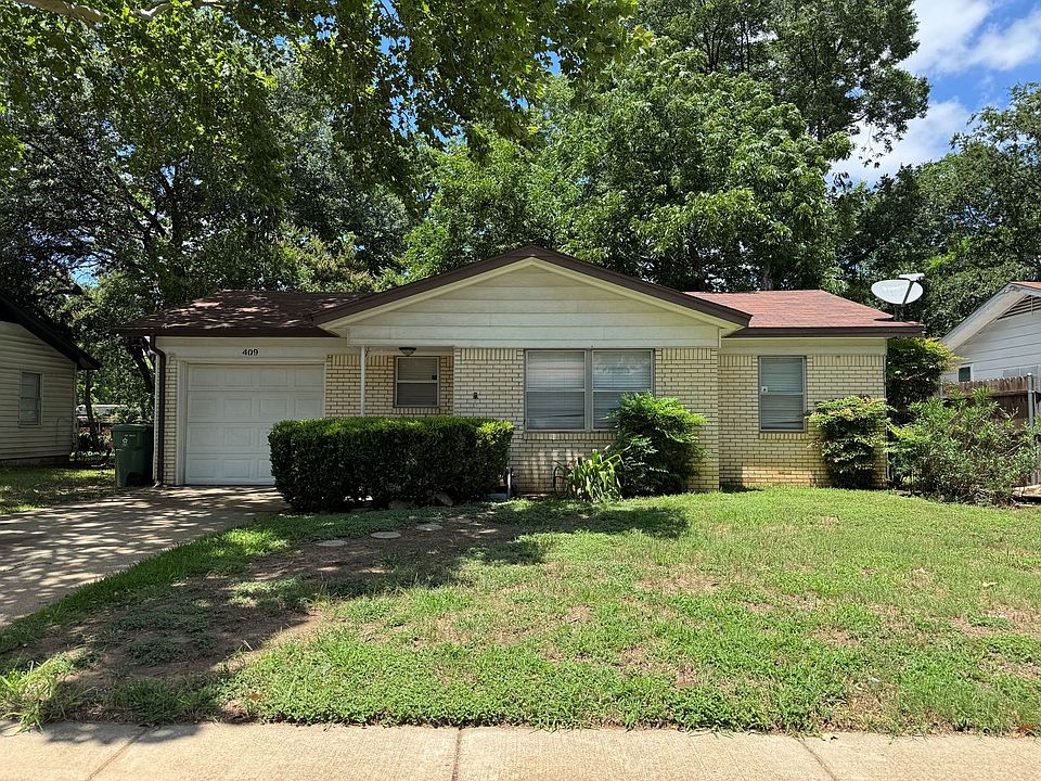 1st image of 409 E Lilly Ln