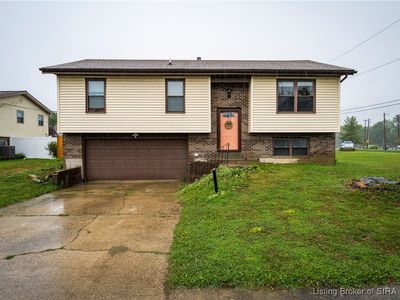 2507 Raintree Drive, Clarksville, IN, 47129