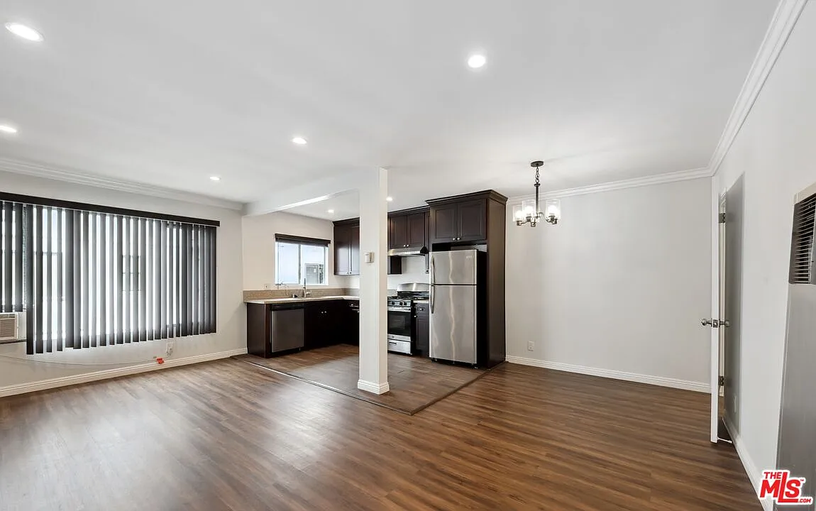 1 bed, 1.0 bath, 650 sqft, $2,300 — Photo 1