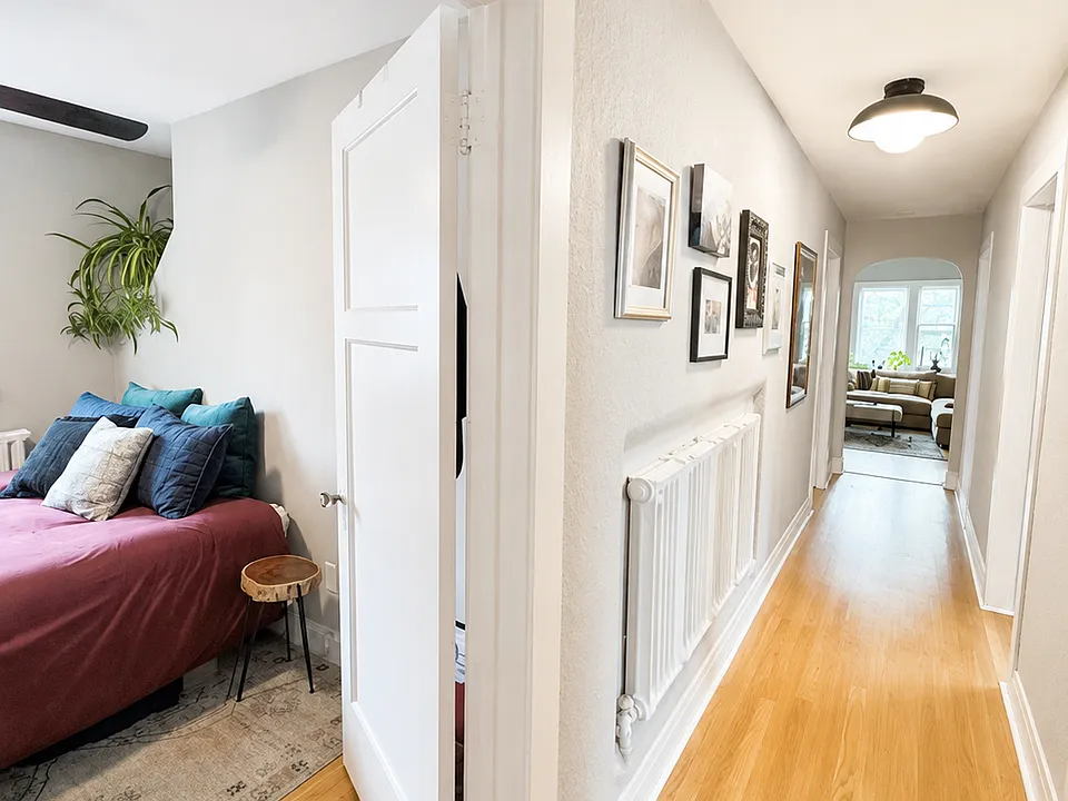 Entry/Hallway