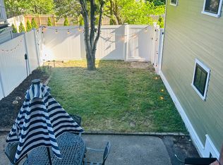 545 E 7th St #1, South Boston, MA 02127