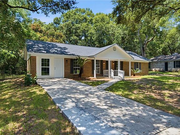 2nd image of 7530 Sharon Ct