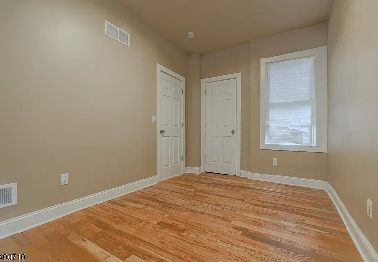 882 S 14th St #1 — Photo 5