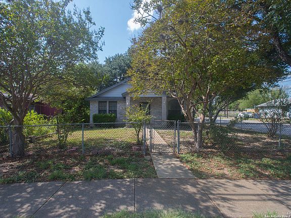 2nd image of 1138 W HUTCHINS PL