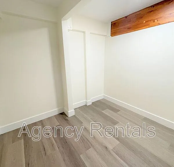 3036 Monsarrat Ave #C — Photo 3