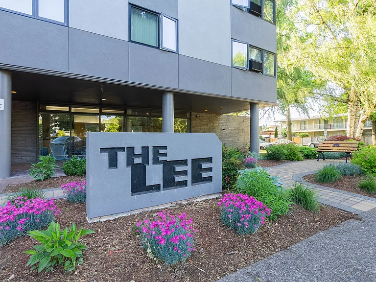 The Lee Apartments — Photo 1