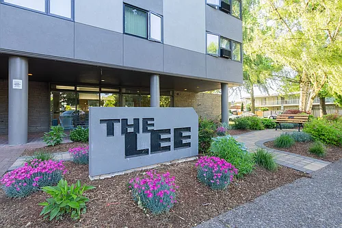 The Lee Apartments Photo 1