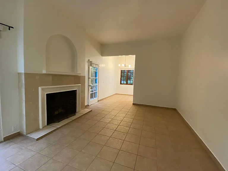 19 E Mission St — Photo 5