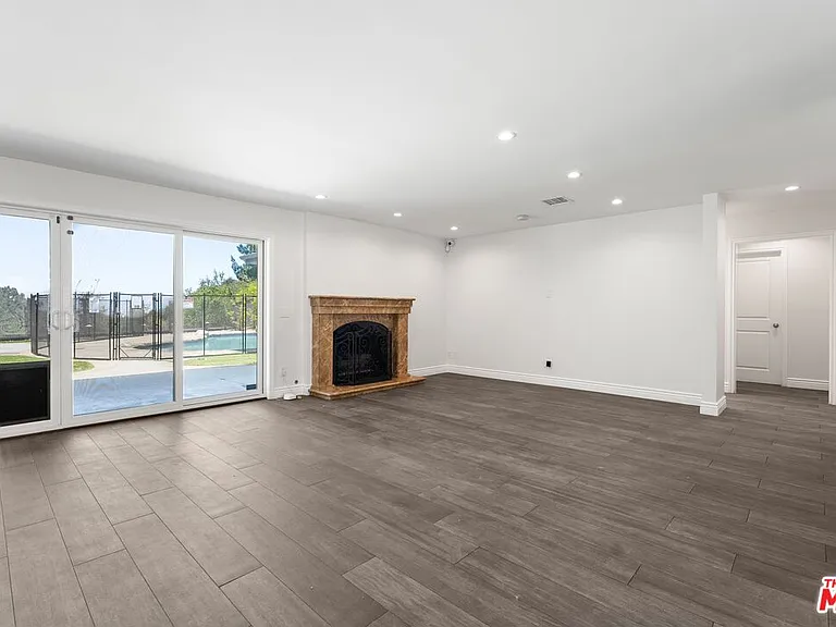 22405 Calipatria Dr — Photo 3