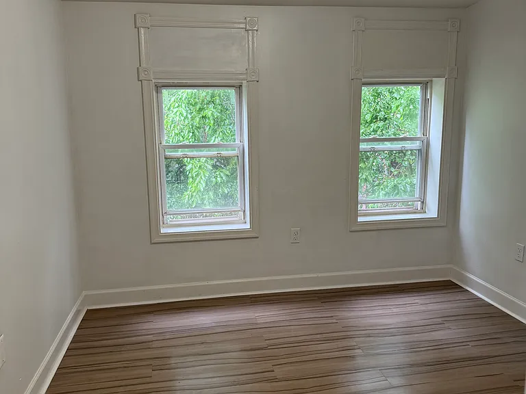 1011 Boyd St #HOLLINS MARKET — Photo 7