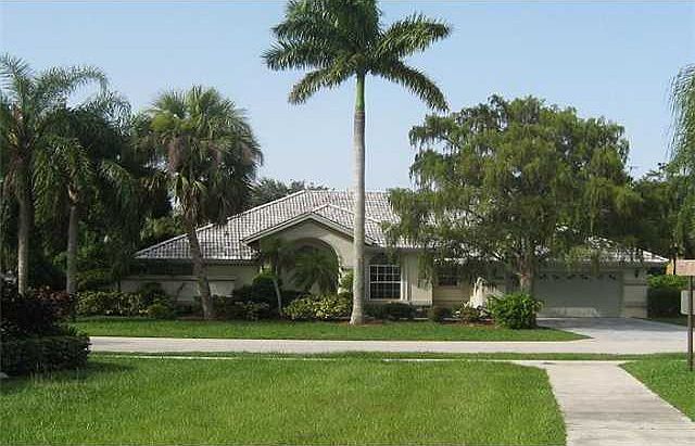 1st image of 4726 NW 67th Ave