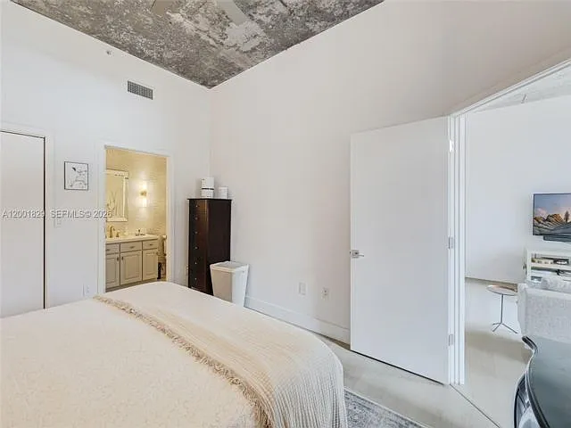 2001 Biscayne Blvd #2617 — Photo 17