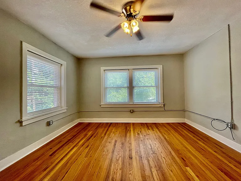 3715 Summit St #303 — Photo 5