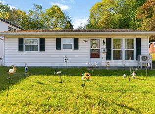 5786 Prospect Rd, New Minas, NS B4N 3K4