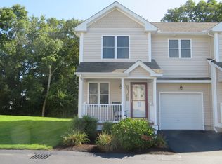 55 Silver Cup Cir #55, West Warwick, RI 02893