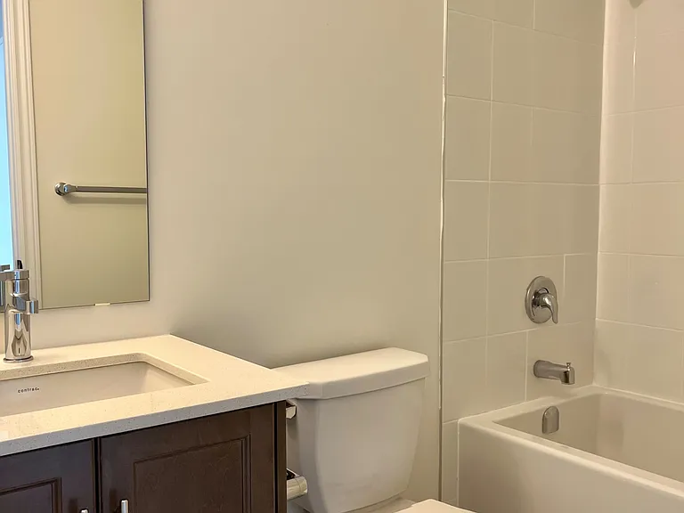 10 Birmingham Dr #24 — Photo 17