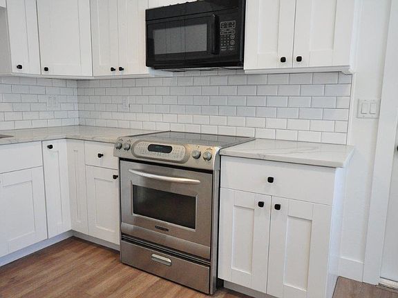 4th image of 3945 3rd Ave N