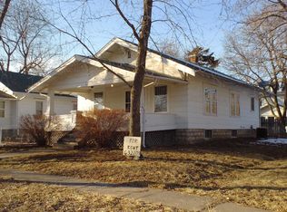 602 W 3rd St, Cameron, MO 64429