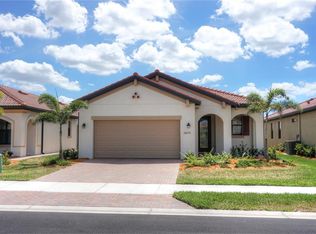 24273 Spartina Dr, Venice, FL 34293