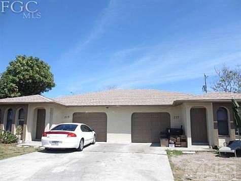 2nd image of 215 SE 23rd Pl