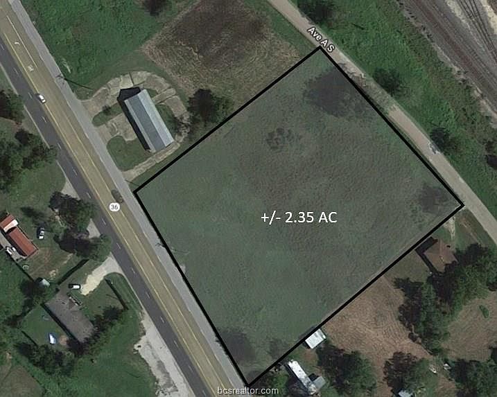2nd image of 17901 State Highway 36 S
