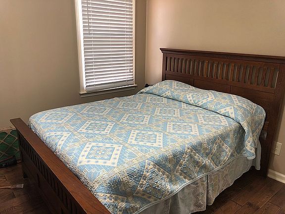 Second bedroom 