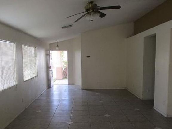 4th image of 1247 Doucette Dr