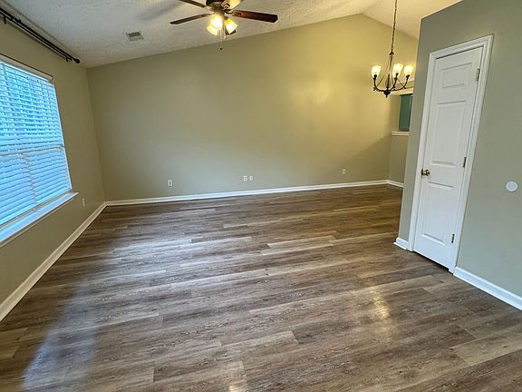 4th image of 3273 Cain Harbor Dr