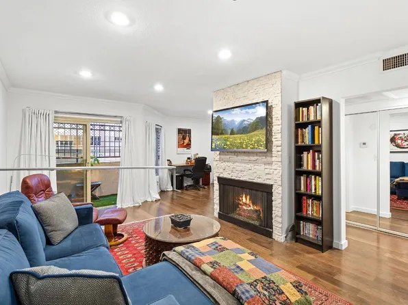 141 S Clark Dr, Los Angeles, CA