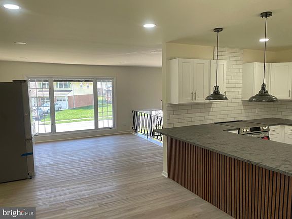 5th image of 104 Larkspur Rd
