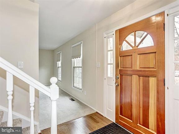 2nd image of 4277 Country Squire Ln