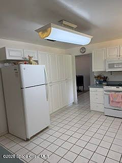 5th image of 903 Jefferson Rd