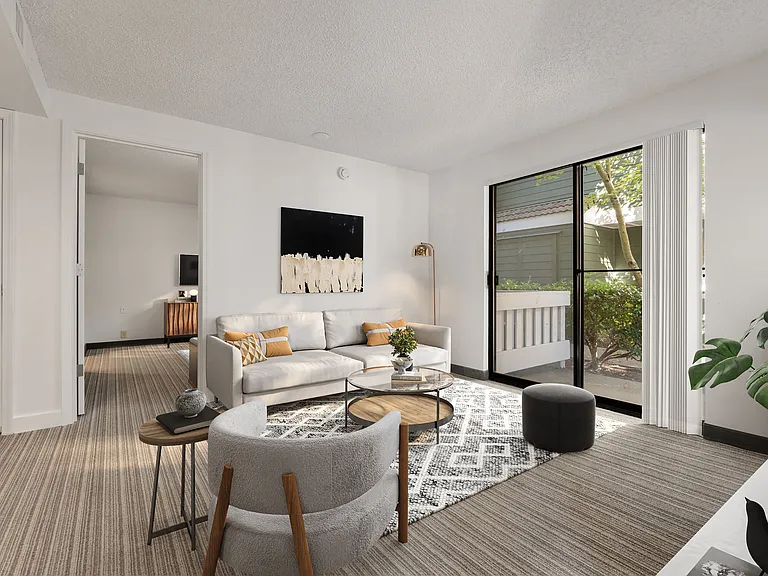 8101 NE Parkway Dr #3 — Photo 7