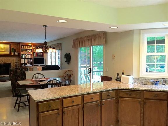 2nd image of 180 Ironwood Cir
