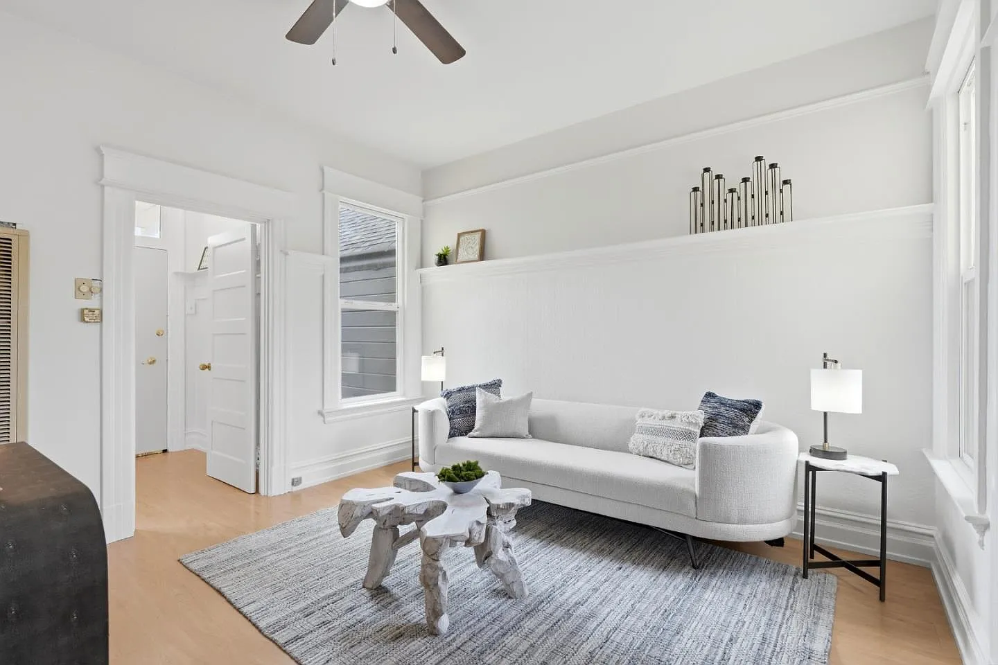 667 London St - Photo 2