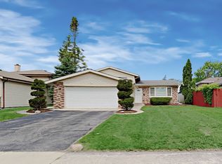 326 W Park Ave, Addison, IL 60101