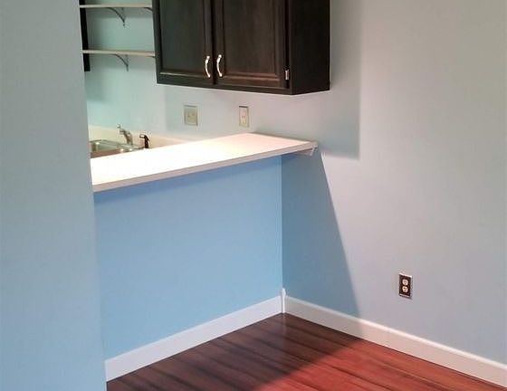 3rd image of 624 E Sherwood Hills Dr