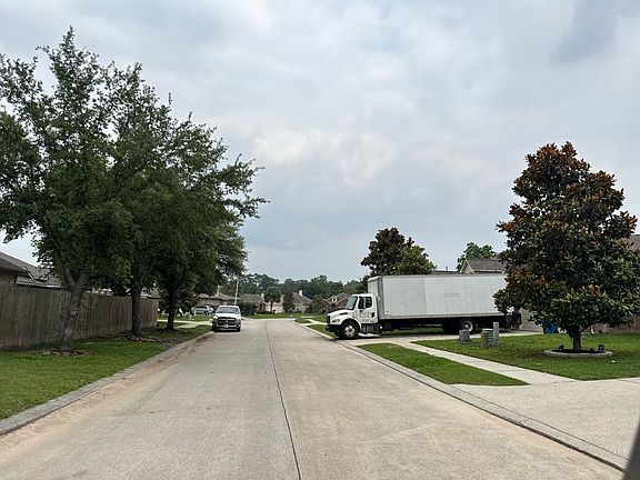 4th image of 19052 Hammer Ln