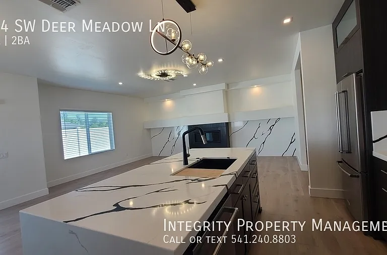 224 SW Deer Meadow Ln — Photo 10