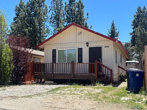 2104 4th Ln Photo 1